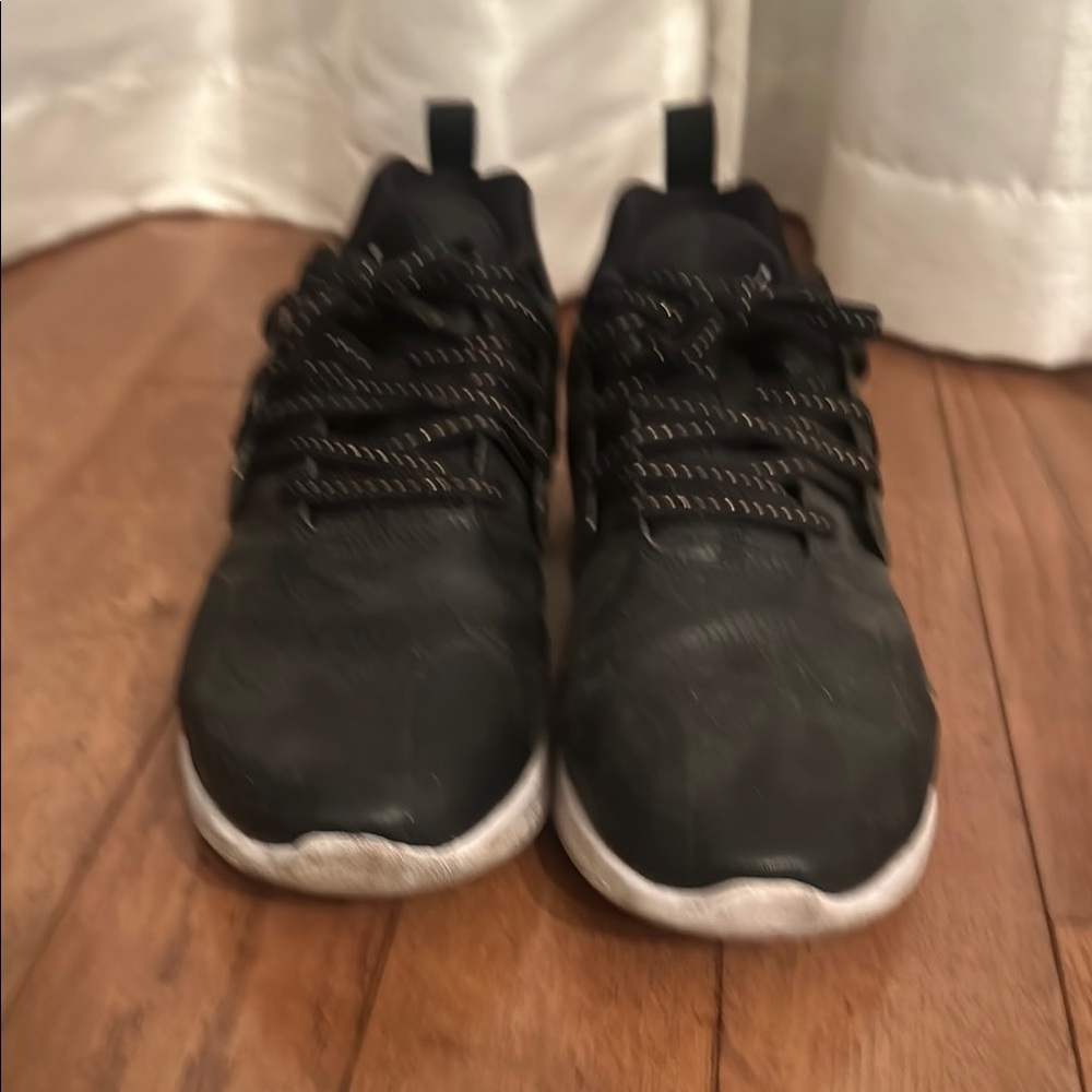 Black Men's Nike Shoes